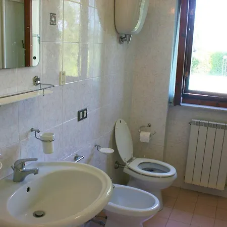 Petrignano Sleeps 10 Pool Air Con Wifi * Petrignano Del Lago