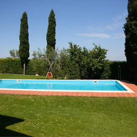 Petrignano Sleeps 10 Pool Air Con Wifi *